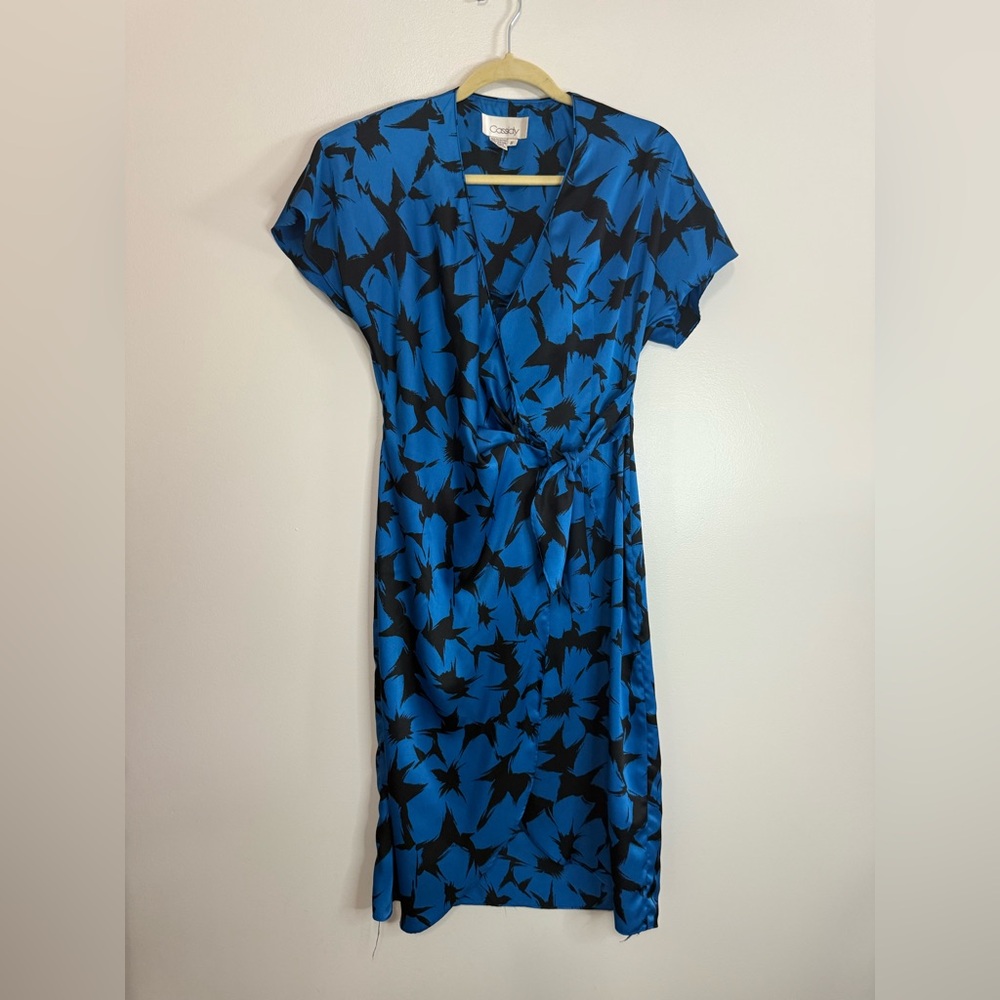 Cassidy Vintage Black & Blue Floral Print Wrap Dress in size 8
